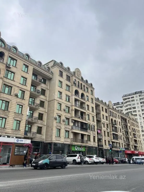 Satılır 2 otaqlı yeni tikili 66 m²