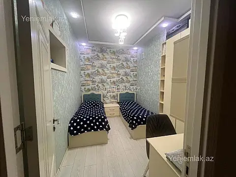 Satılır 3 otaqlı yeni tikili 100 m²