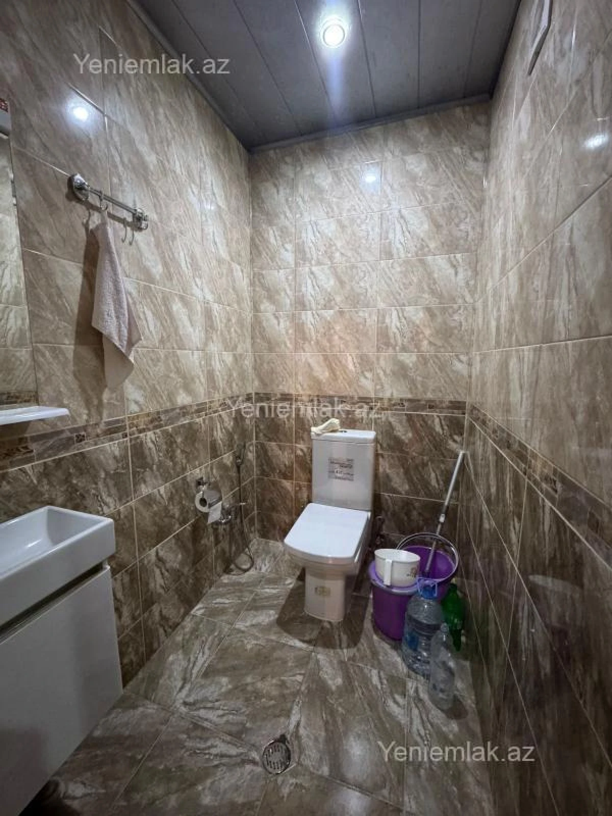 Satılır 3 otaqlı yeni tikili 130 m²