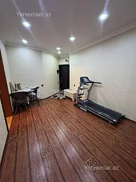 Satılır 3 otaqlı yeni tikili 130 m²