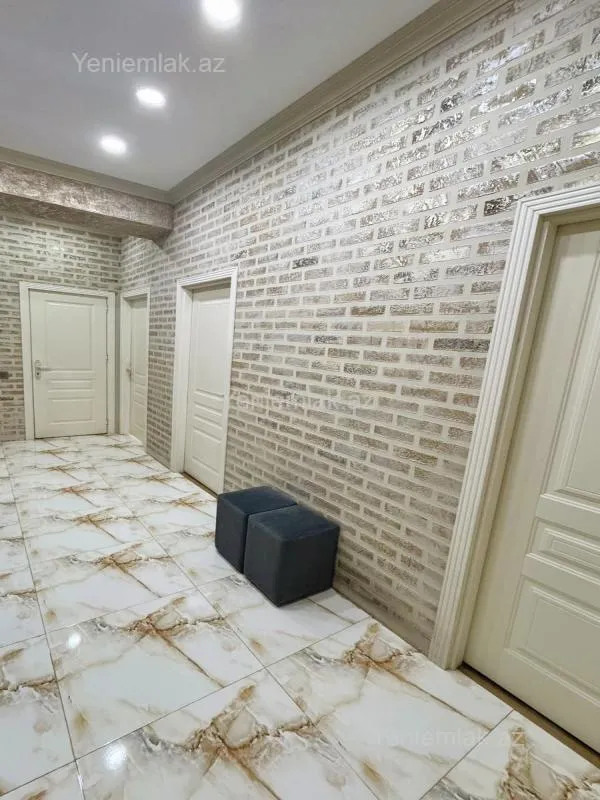Satılır 2 otaqlı yeni tikili 85 m²
