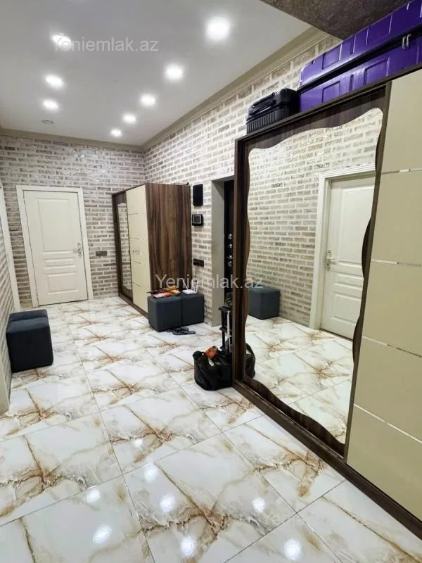 Satılır 2 otaqlı yeni tikili 85 m²