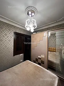 Satılır 3 otaqlı köhnə tikili 45 m²