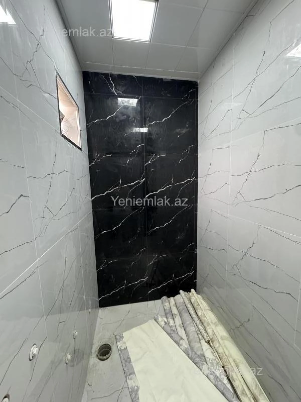 Satılır 6 otaqlı həyət evi 250 m²