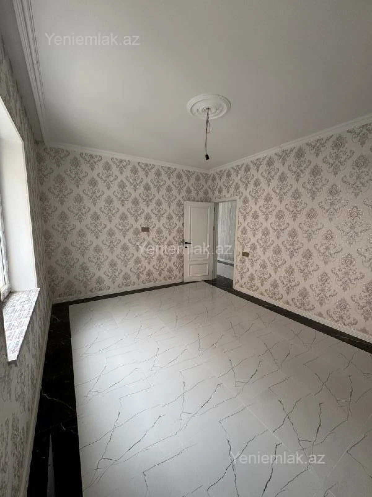 Satılır 6 otaqlı həyət evi 250 m²