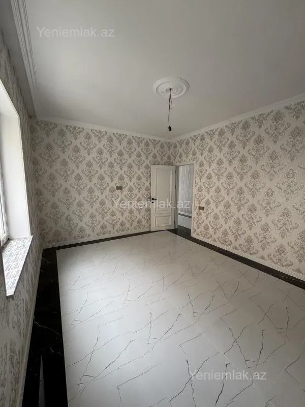 Satılır 6 otaqlı həyət evi 250 m²