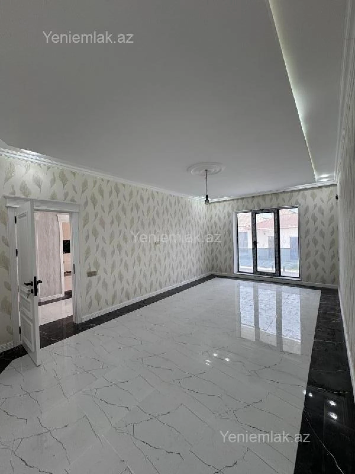 Satılır 6 otaqlı həyət evi 250 m²