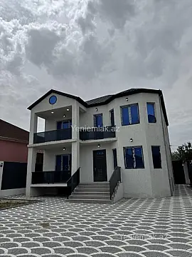 Satılır 6 otaqlı həyət evi 250 m²