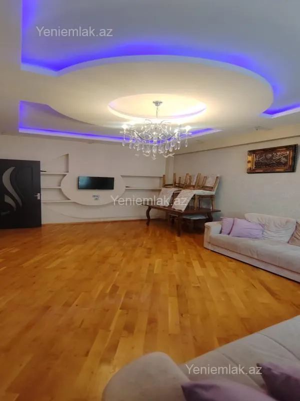 Satılır 2 otaqlı yeni tikili 71 m²