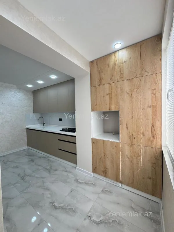 Satılır 3 otaqlı köhnə tikili 80 m²