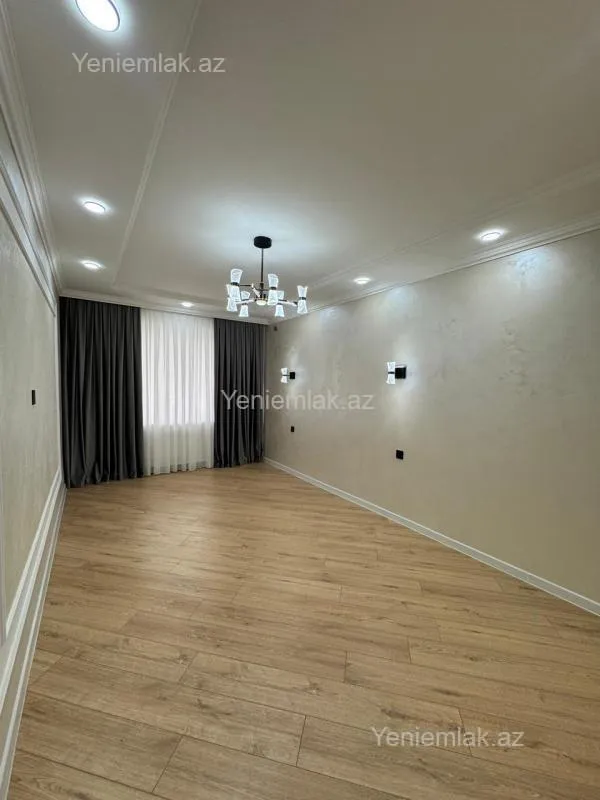 Satılır 3 otaqlı köhnə tikili 80 m²