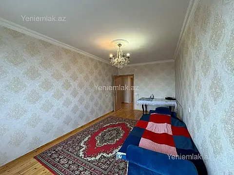 Satılır 5 otaqlı köhnə tikili 120 m²