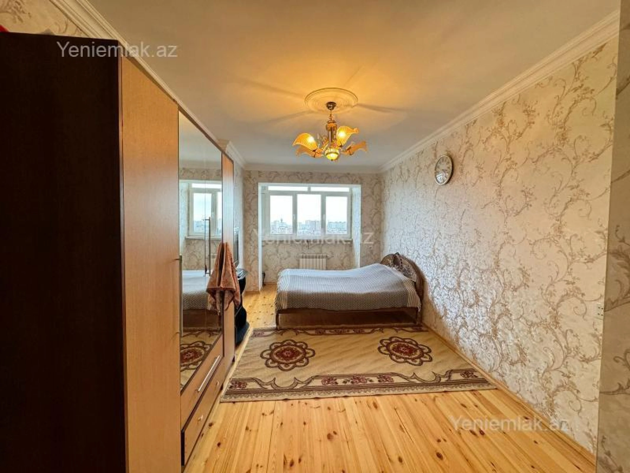 Satılır 5 otaqlı köhnə tikili 120 m²