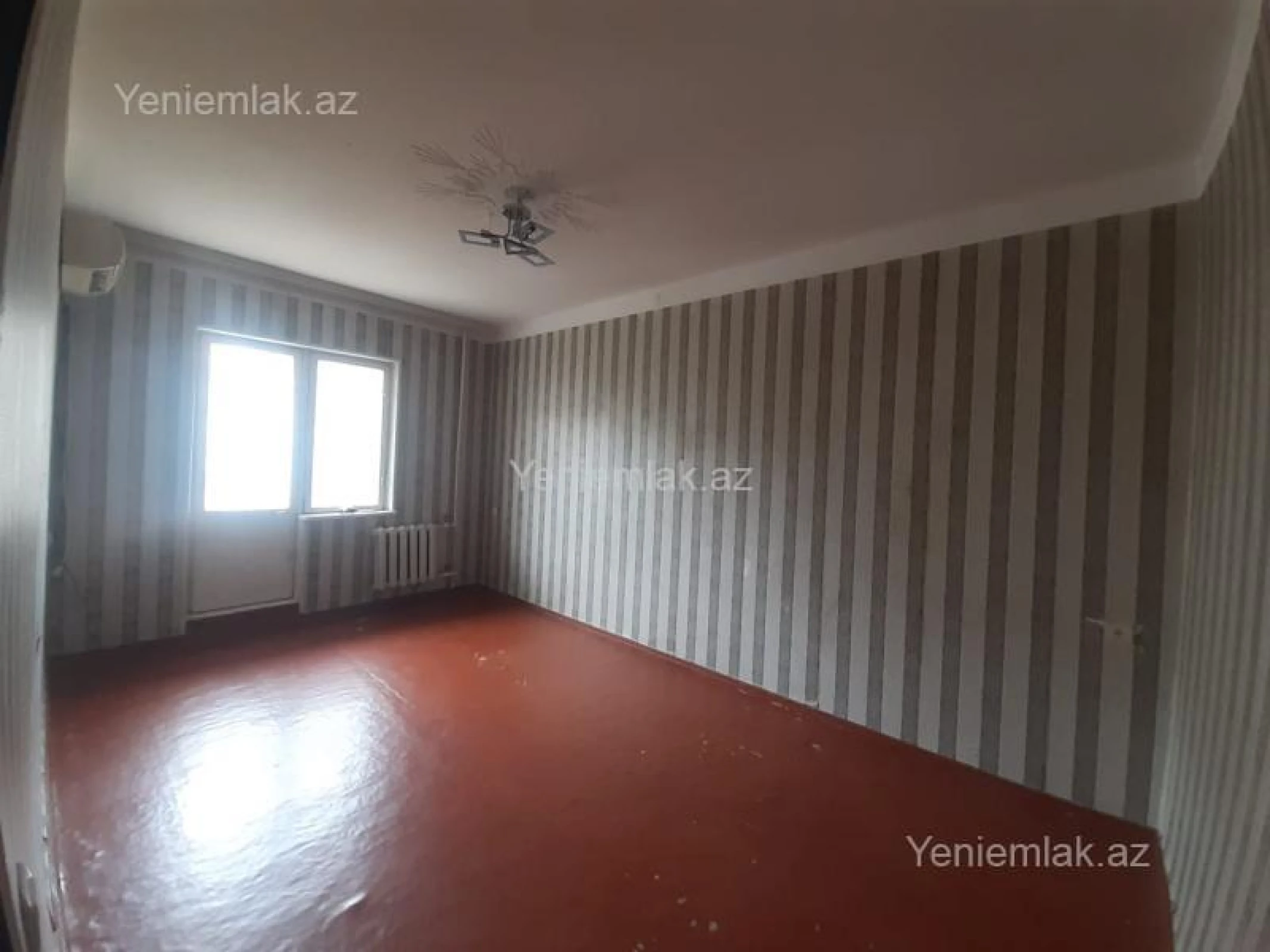 Satılır 3 otaqlı köhnə tikili 90 m²