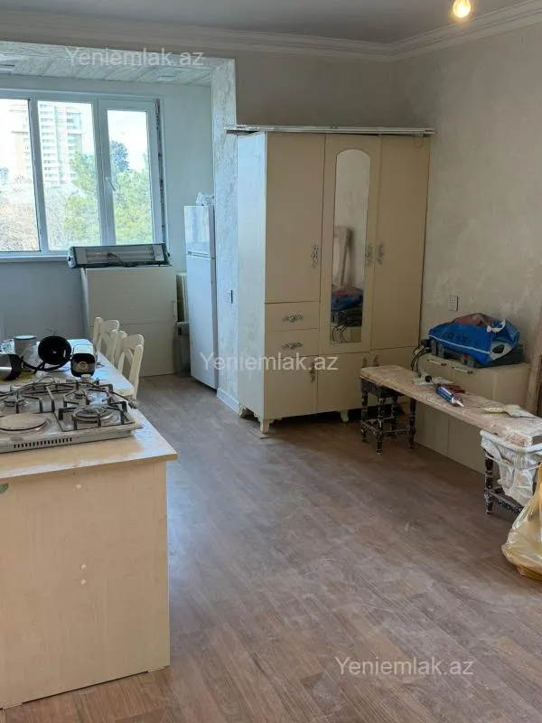 Satılır 2 otaqlı köhnə tikili 37 m²