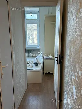 Satılır 2 otaqlı köhnə tikili 37 m²