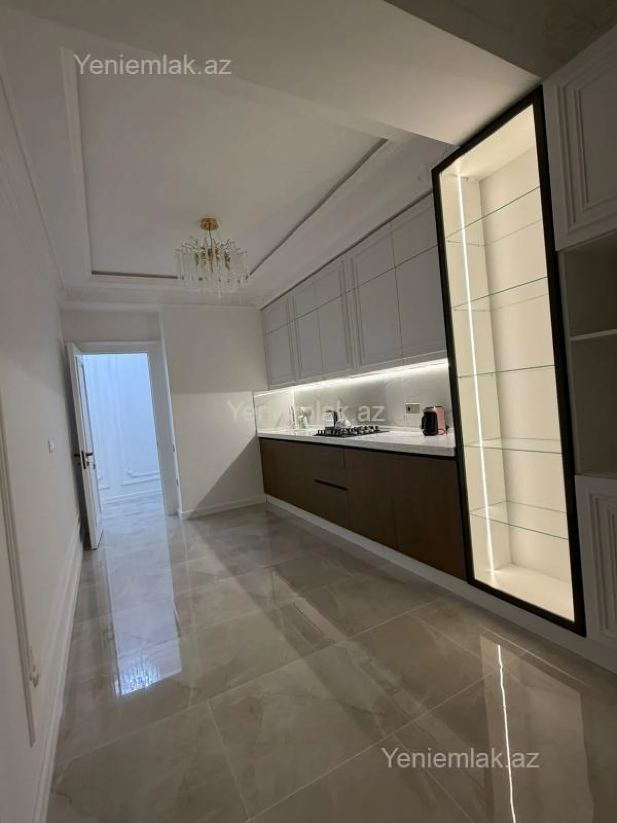 Satılır 3 otaqlı yeni tikili 120 m²