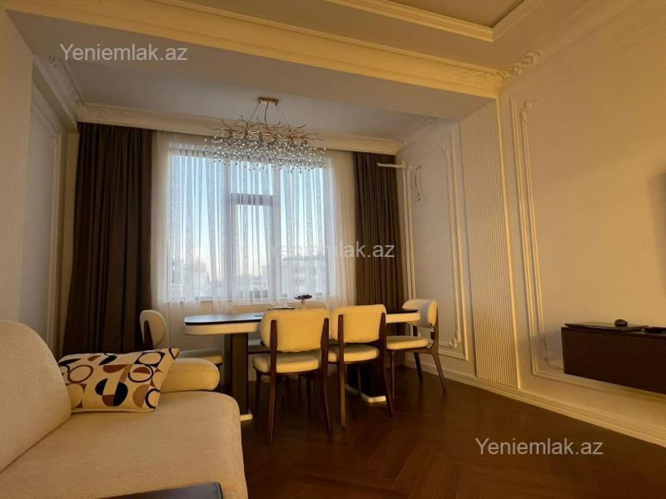 Satılır 3 otaqlı yeni tikili 120 m²
