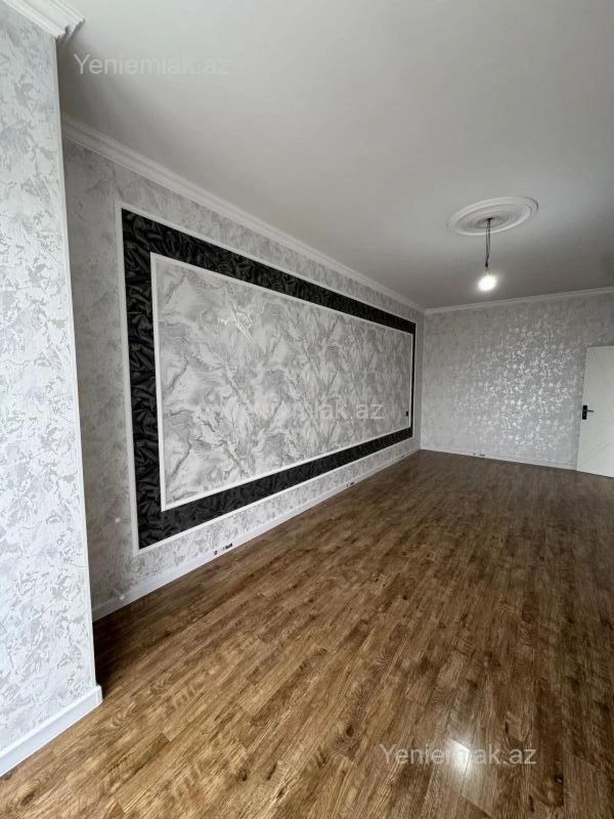 Satılır 5 otaqlı həyət evi 180 m²