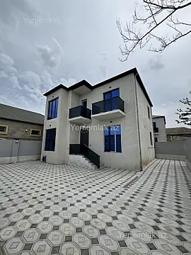 Satılır 5 otaqlı həyət evi 180 m²