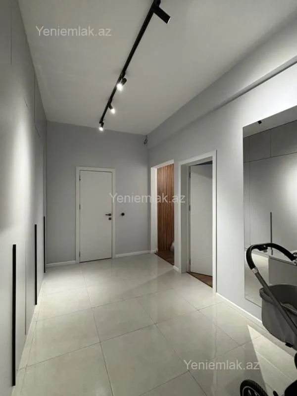 Satılır 2 otaqlı yeni tikili 65 m²