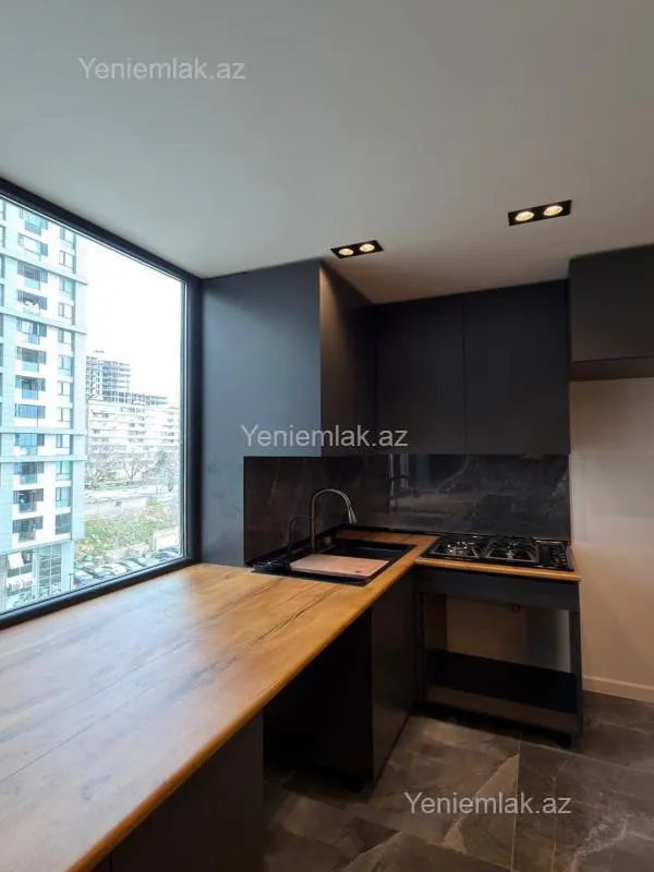 Satılır 3 otaqlı yeni tikili 100 m²