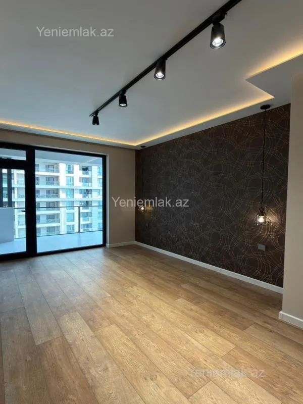 Satılır 3 otaqlı yeni tikili 100 m²