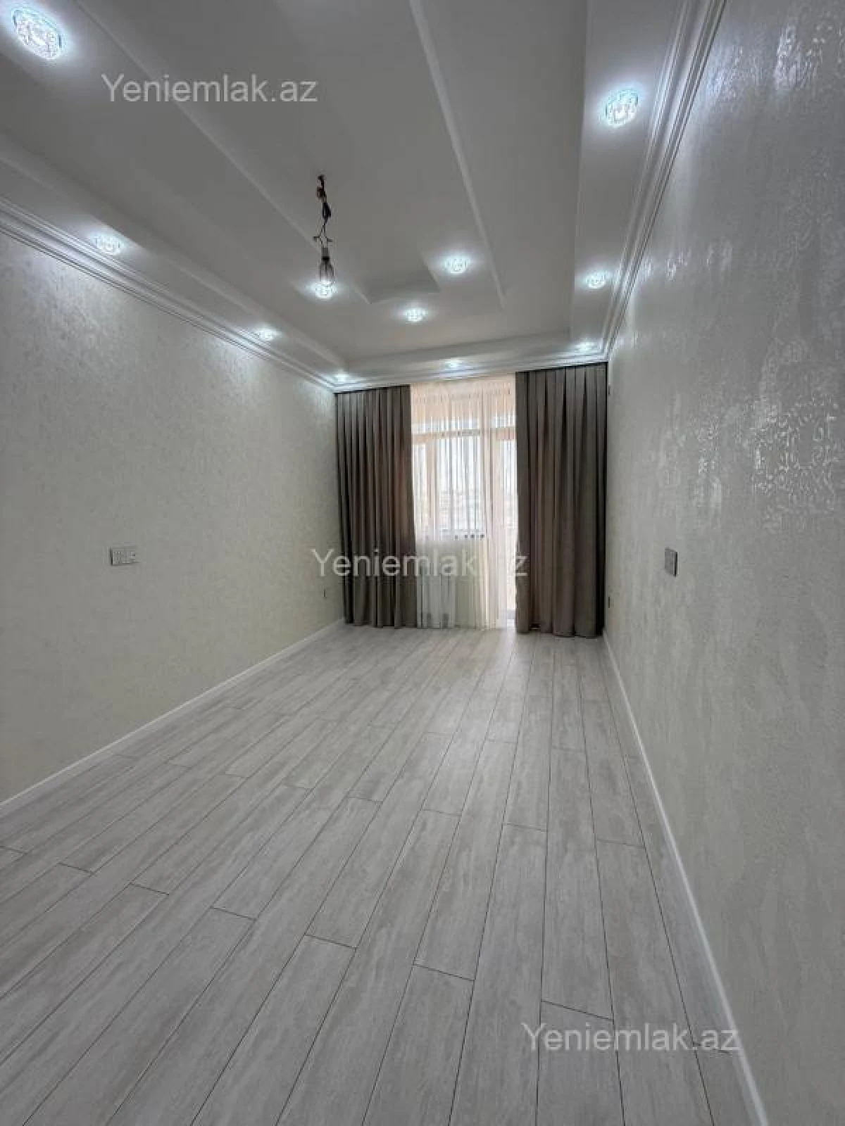 Satılır 2 otaqlı yeni tikili 70 m²