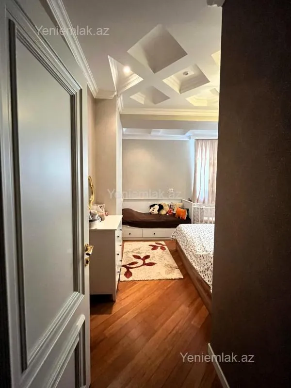 Satılır 3 otaqlı yeni tikili 108 m²