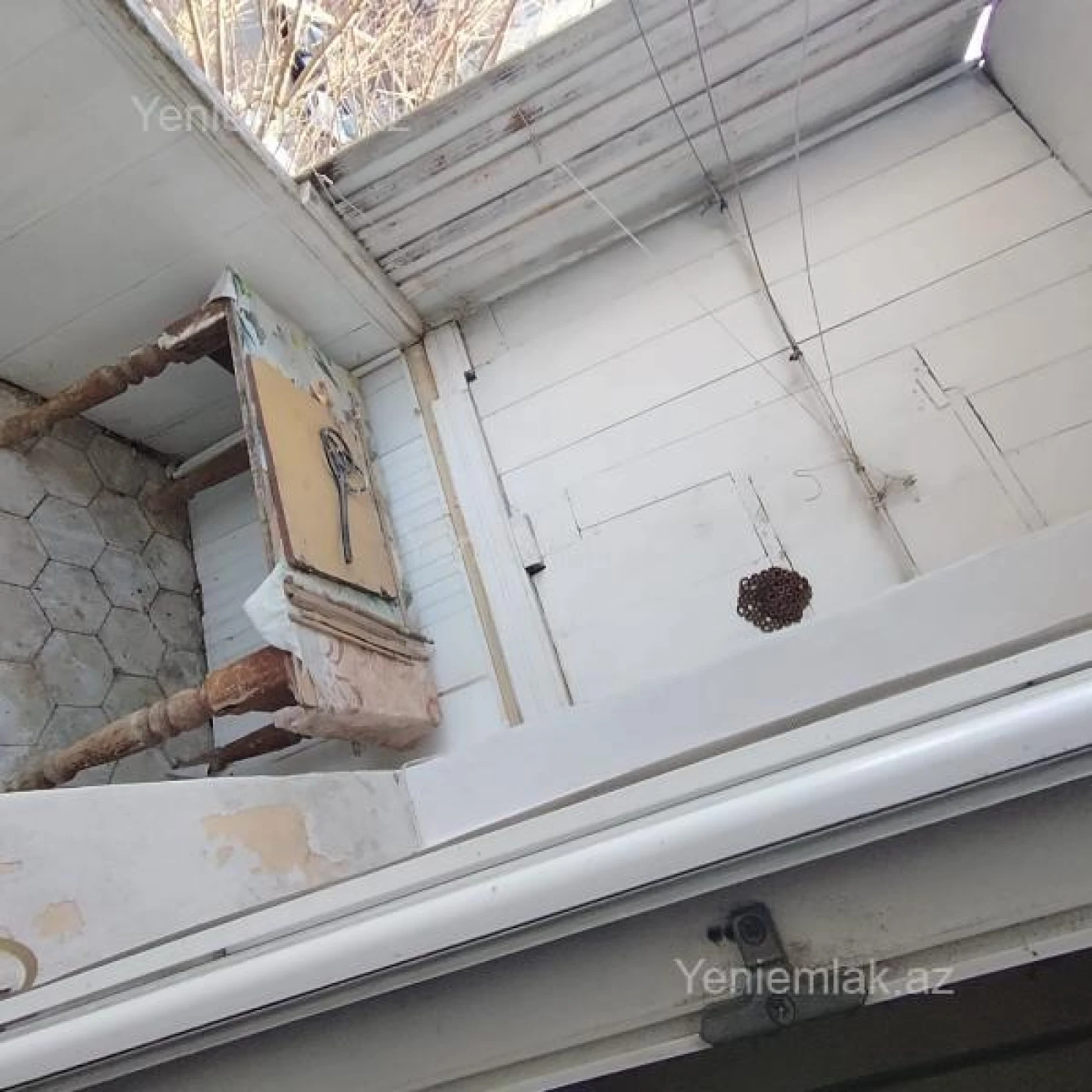 Satılır 3 otaqlı köhnə tikili 80 m²