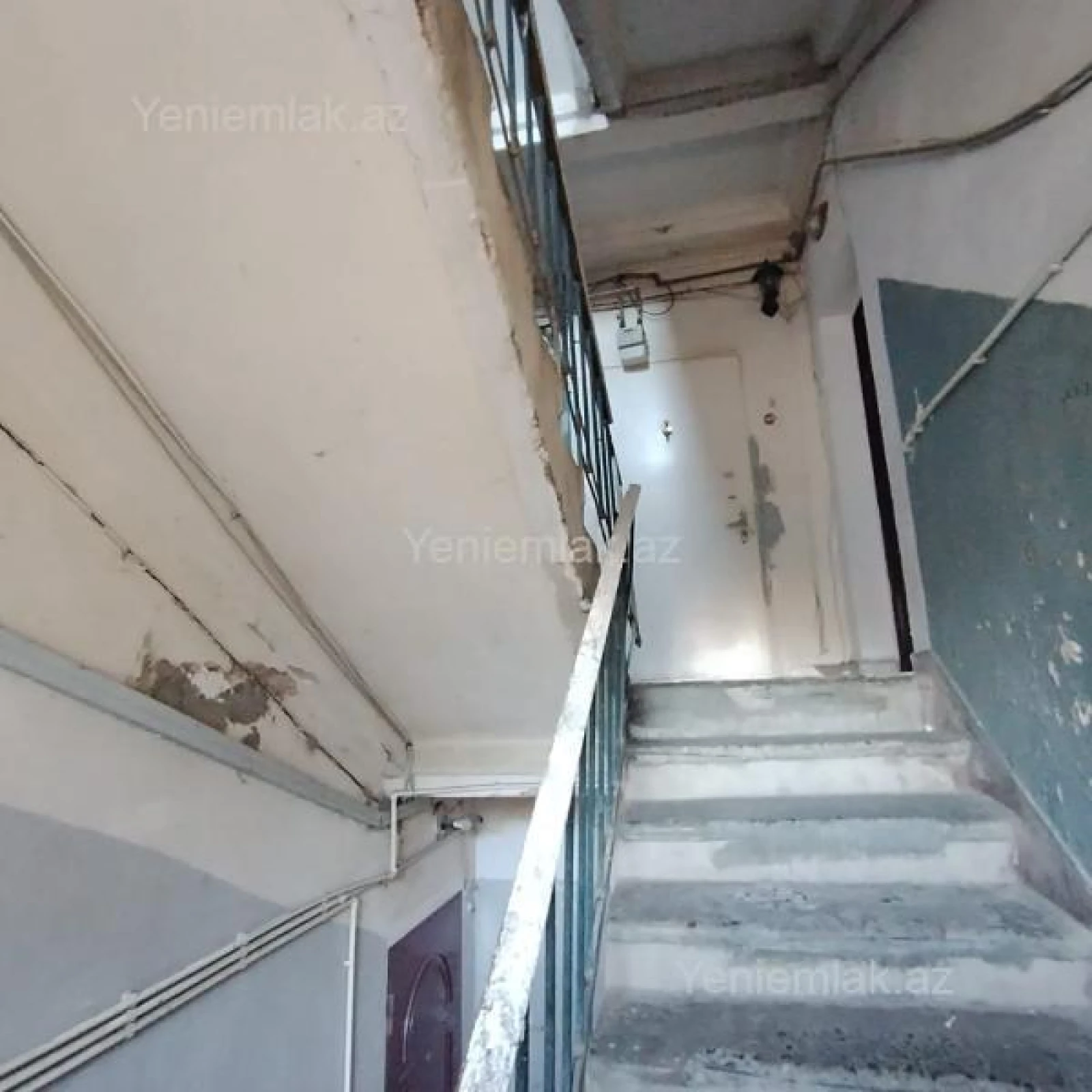 Satılır 3 otaqlı köhnə tikili 80 m²