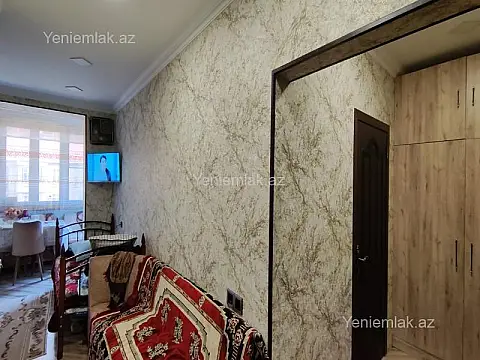 Satılır 2 otaqlı köhnə tikili 60 m²