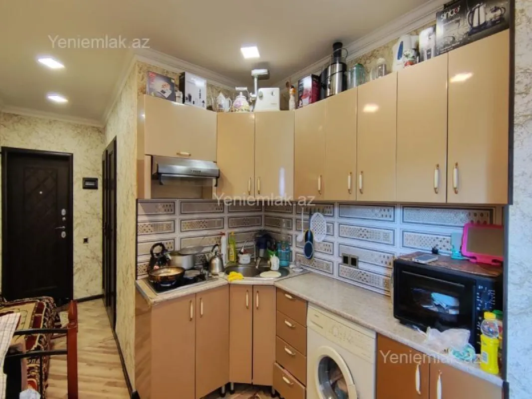 Satılır 2 otaqlı köhnə tikili 60 m²