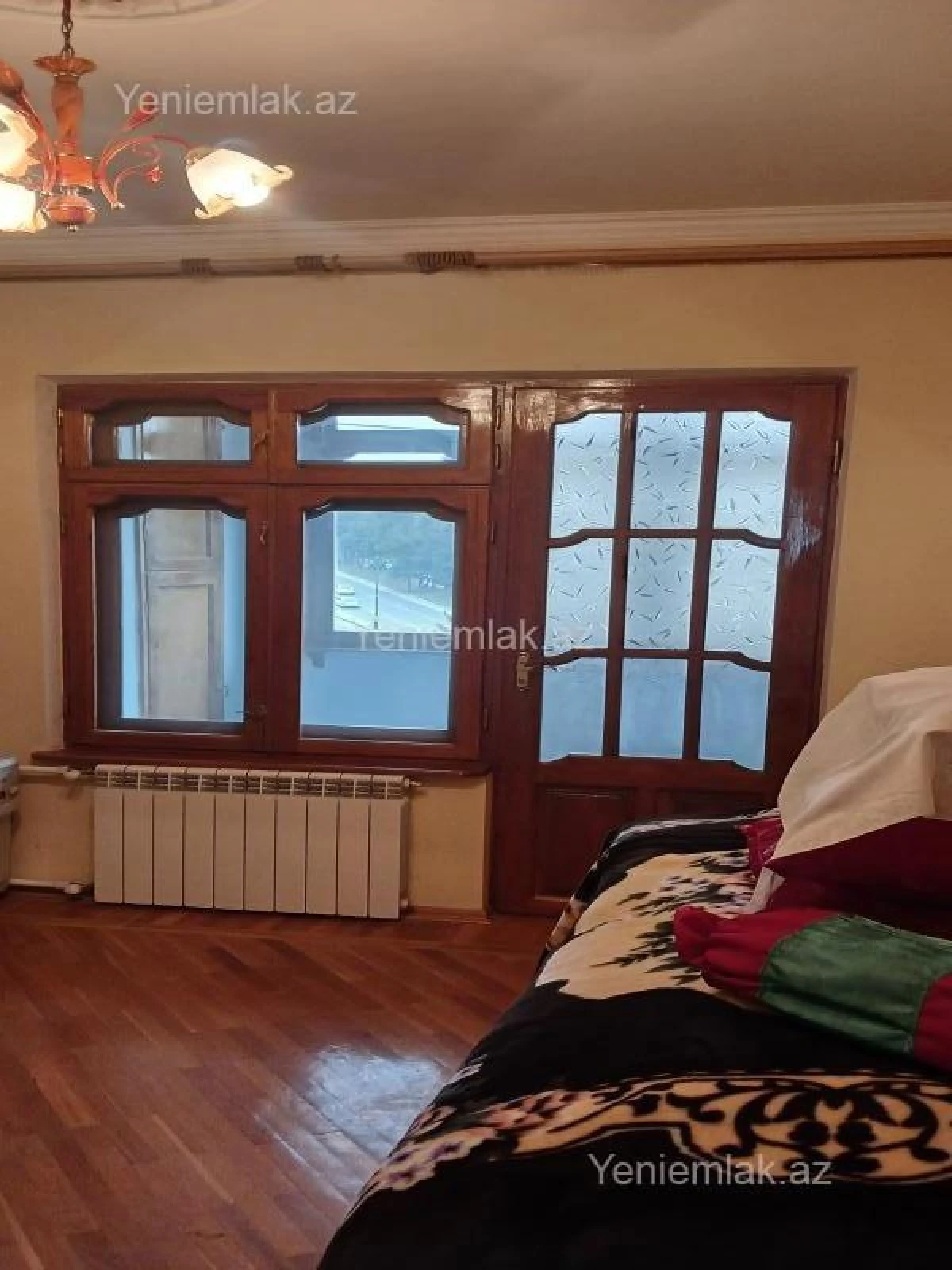 Satılır 4 otaqlı köhnə tikili 80 m²