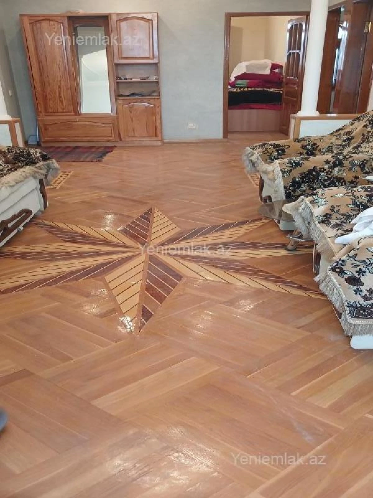 Satılır 4 otaqlı köhnə tikili 80 m²