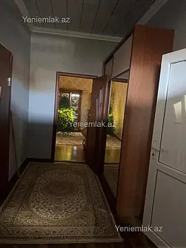 Satılır 5 otaqlı həyət evi 200 m²