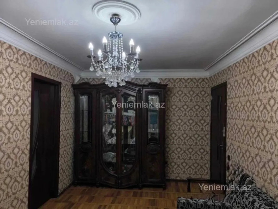 Satılır 2 otaqlı köhnə tikili 45 m²