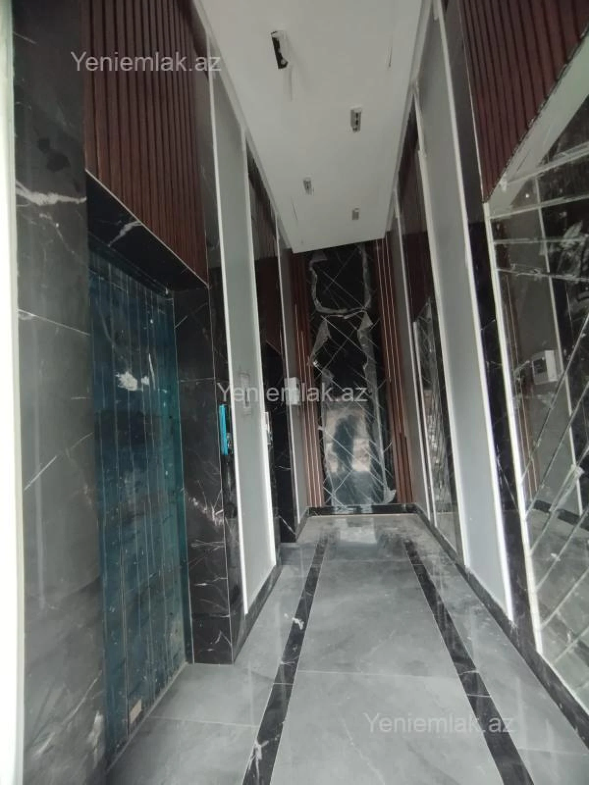 Satılır 2 otaqlı yeni tikili 65.2 m²