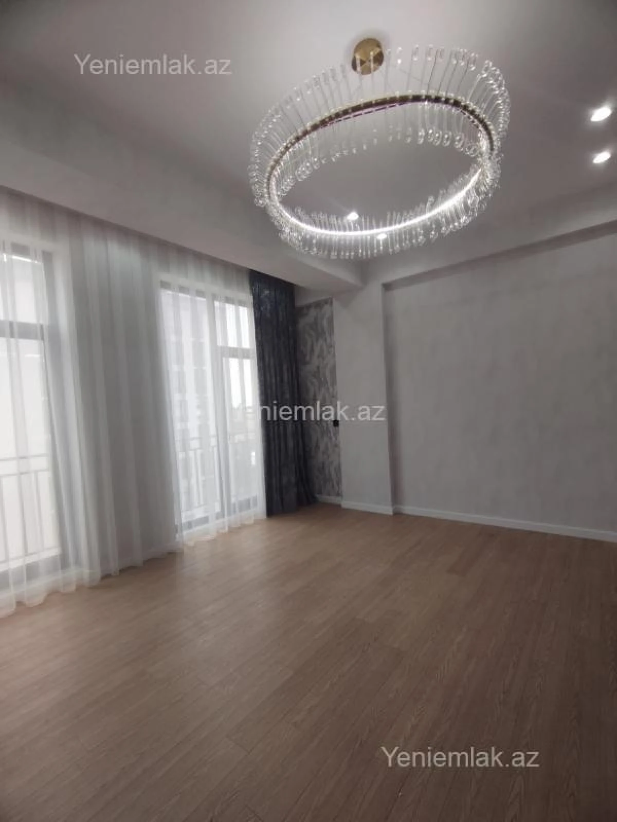 Satılır 2 otaqlı yeni tikili 65.2 m²