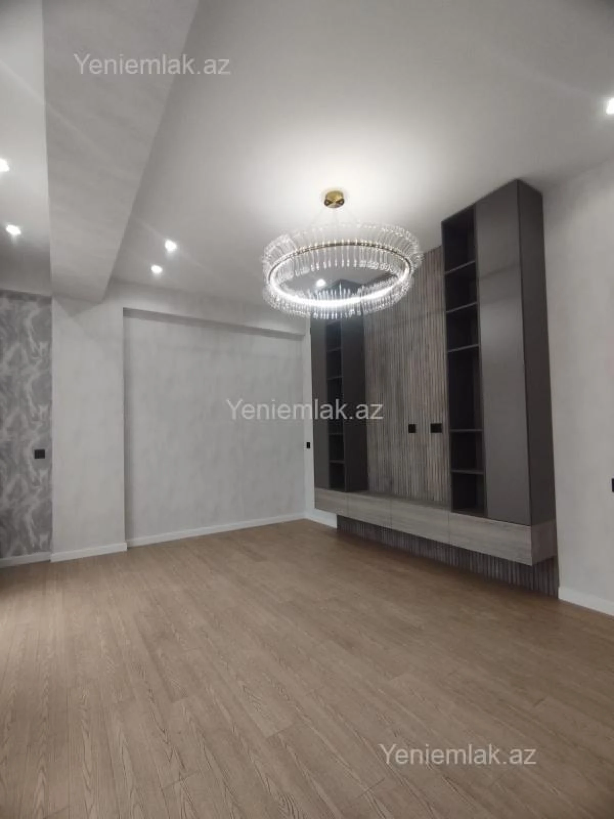 Satılır 2 otaqlı yeni tikili 65.2 m²