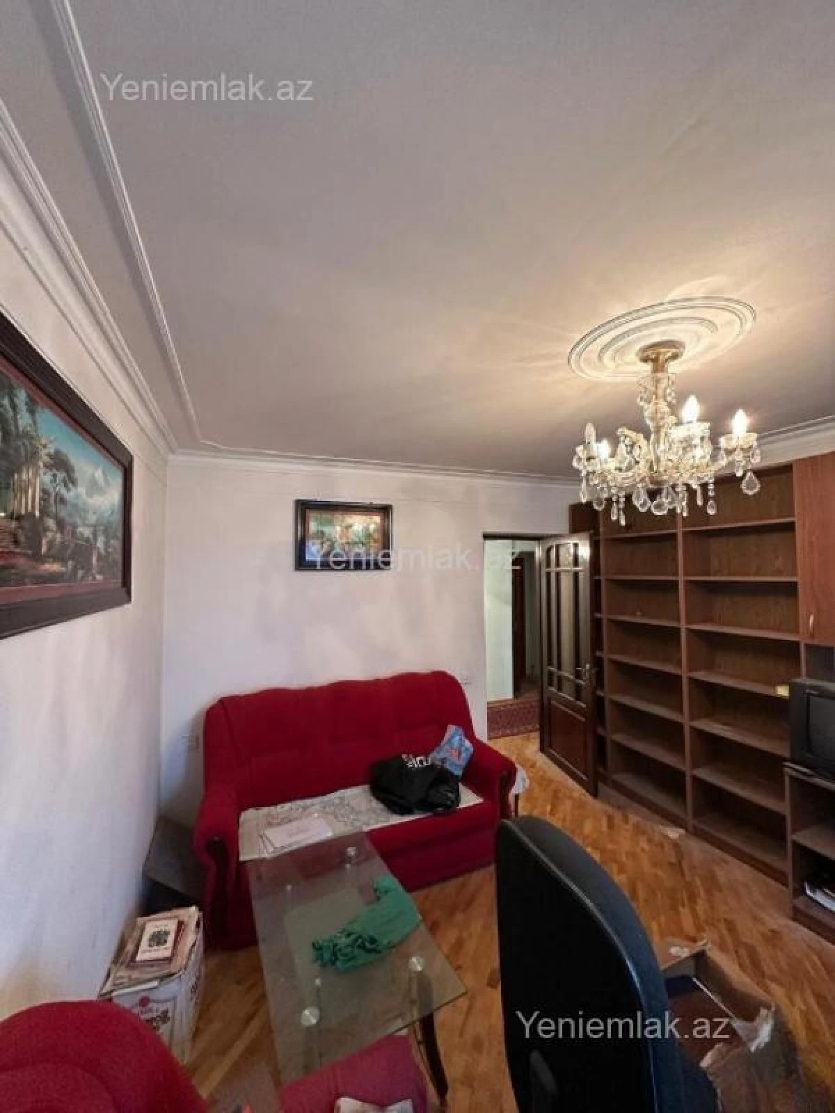Satılır 3 otaqlı köhnə tikili 90 m²