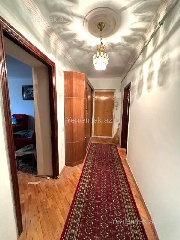 Satılır 3 otaqlı köhnə tikili 90 m²