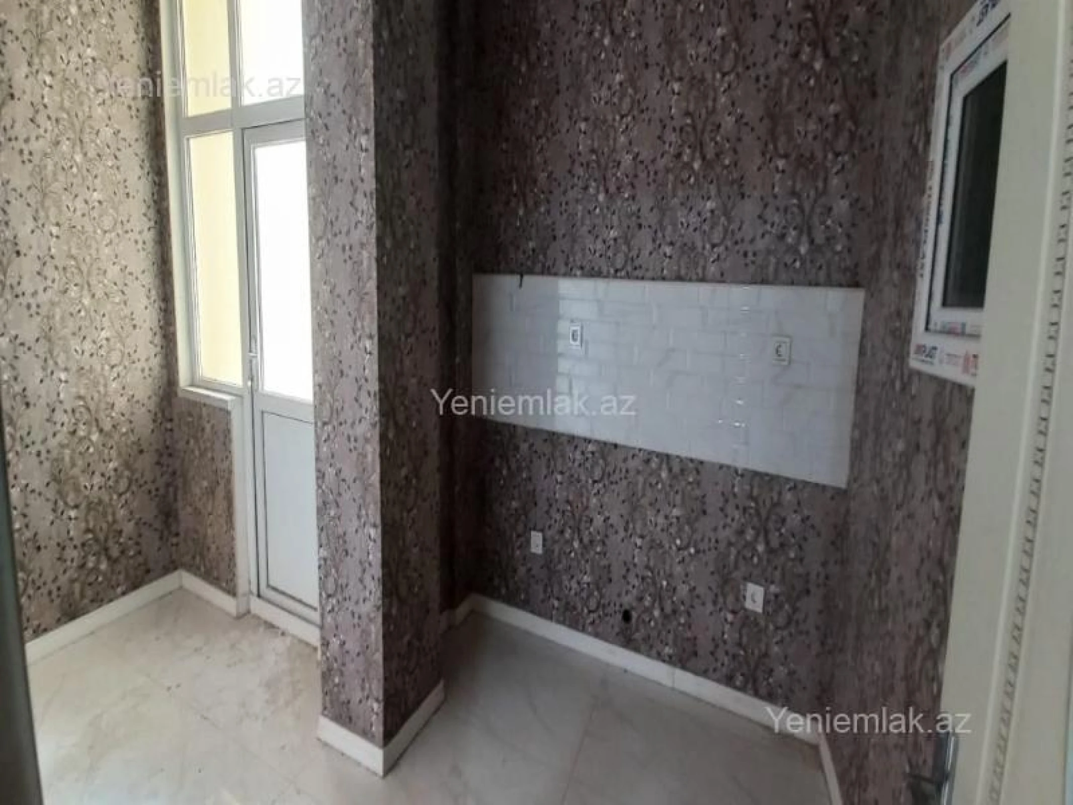 Satılır 3 otaqlı yeni tikili 95 m²