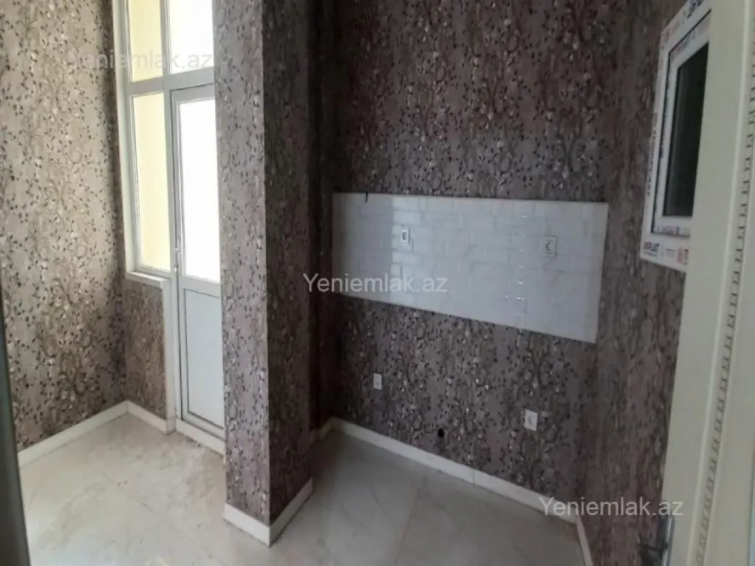 Satılır 3 otaqlı yeni tikili 95 m²