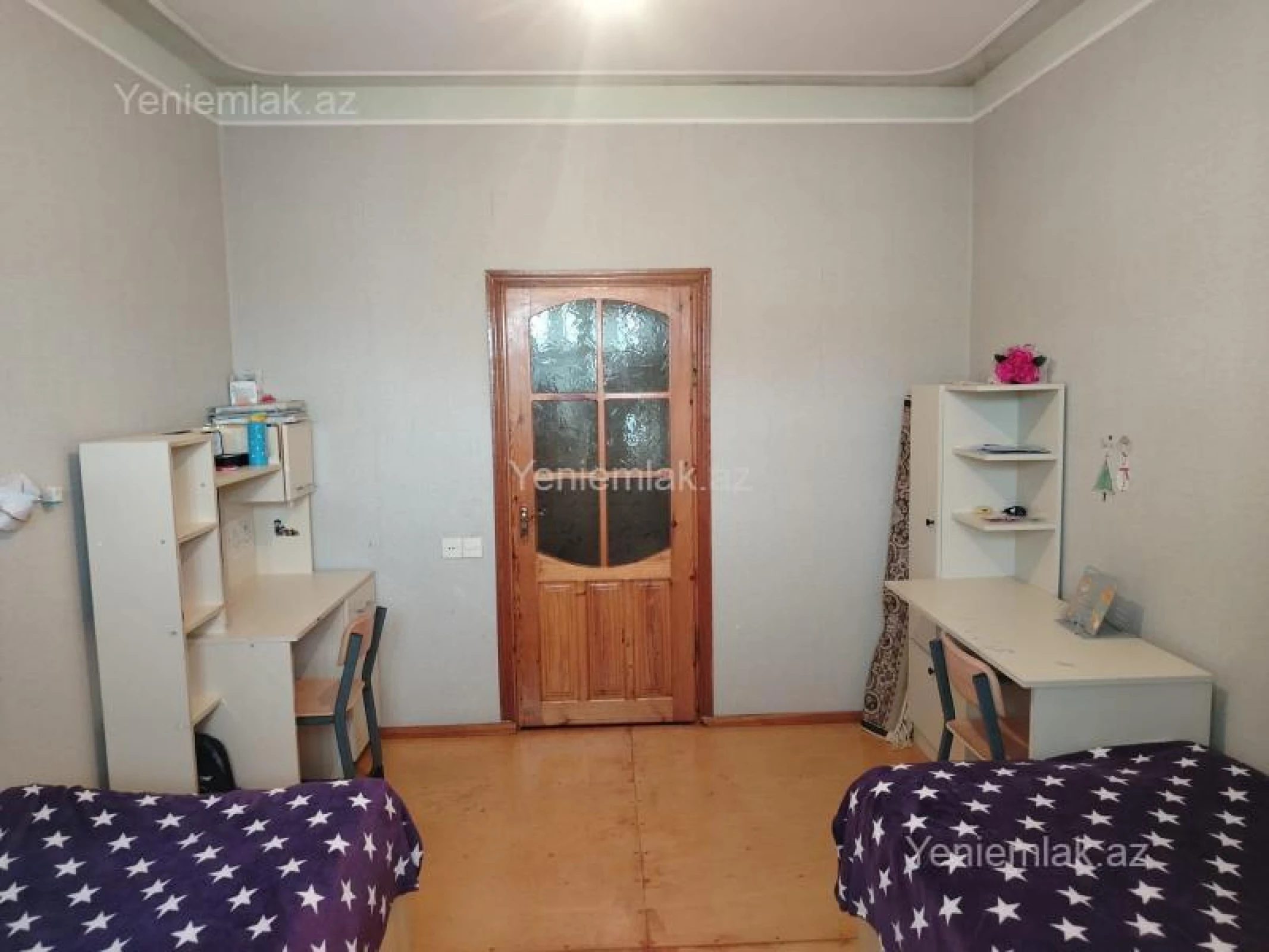 Satılır 2 otaqlı köhnə tikili 56 m²