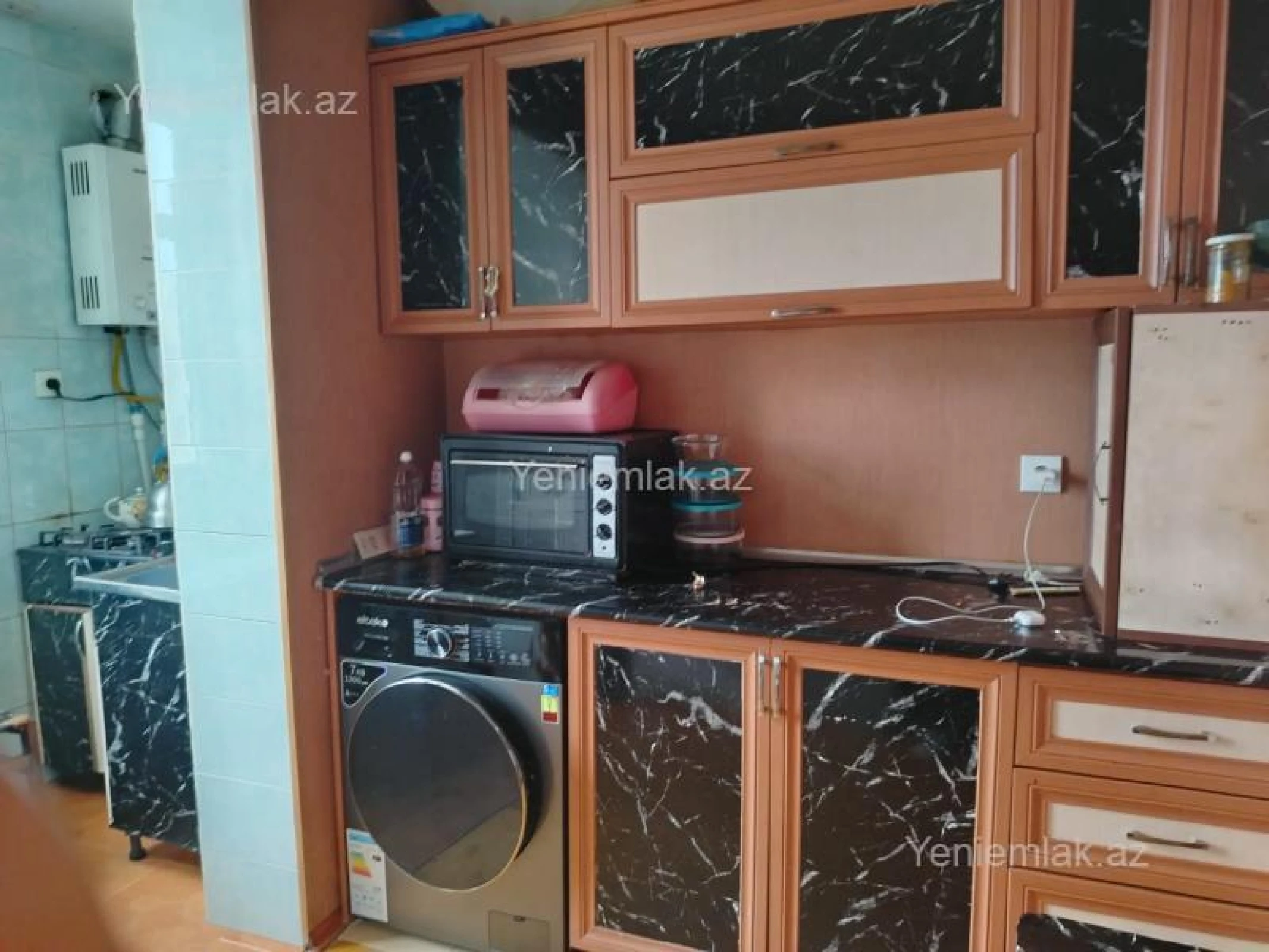 Satılır 2 otaqlı köhnə tikili 56 m²