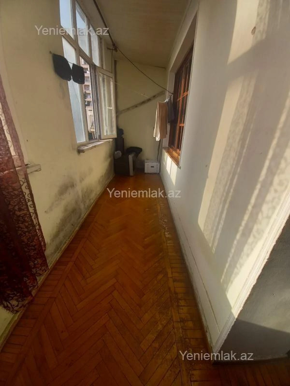 Satılır 3 otaqlı köhnə tikili 90 m²