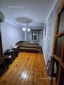 Satılır 2 otaqlı köhnə tikili 52 m²