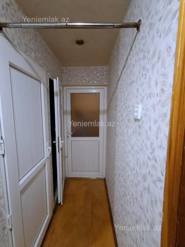 Satılır 2 otaqlı köhnə tikili 52 m²