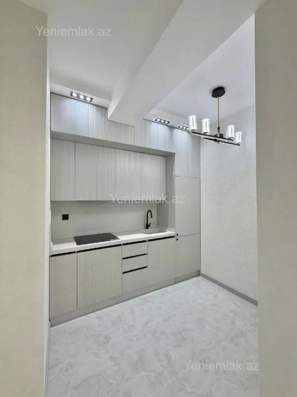 Satılır 2 otaqlı yeni tikili 55 m²